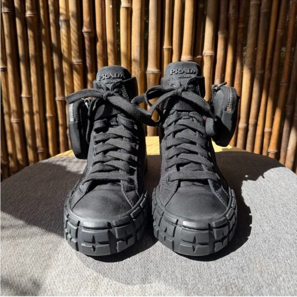 PRADA pouch nylon sneakers - Picture 3 of 10